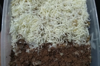 Langkah Mudah untuk Membuat Bolu pisang siram vla Ekonomis Untuk Dijual