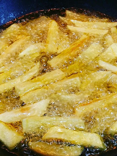 Una foto de Cómo hacer unas buenas patatas fritas crujientes