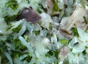 Una foto de Ensalada de patas de vacuno