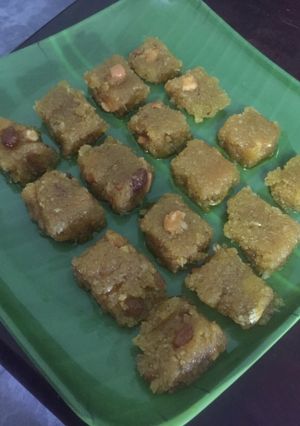 A picture of Mango burfi.