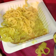 A picture of Maggi.