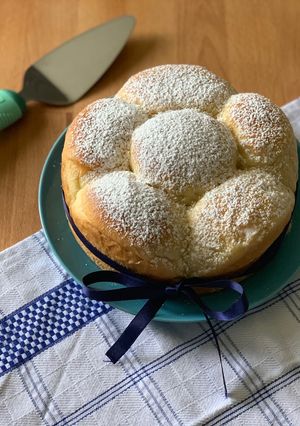 Foto di Danubio dolce con crema al limone