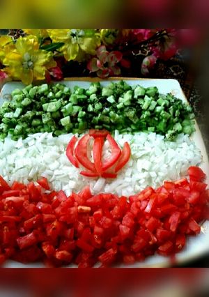 عکسی از دستور سالاد با طرح پرچم ایران 🇮🇷