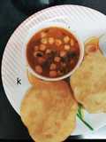 Chhola bhatura