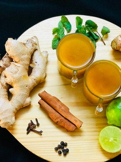 ઈમ્યુનીટી બુસ્ટર ઉકાળો (Immunity booster ukado recipe in Gujarati) રેસીપી મુખ્ય ફોટો