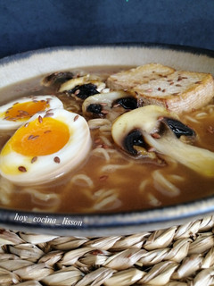 Foto principal de Ramen vegetariano