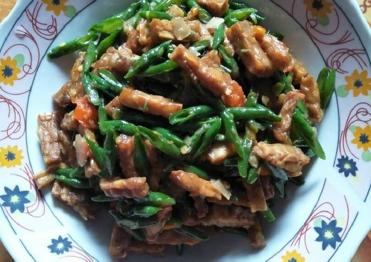 Tumis kacang panjang campur tempe sederhana