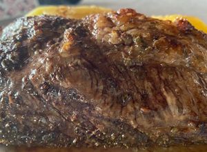 Una foto de Carne al horno con papel aluminio