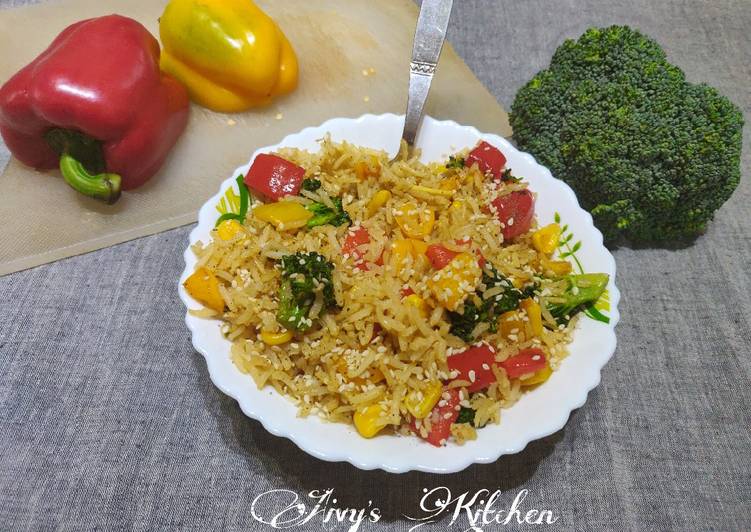 Recipe of Super Quick Homemade Brown Rice Stir-fry With Vegetables