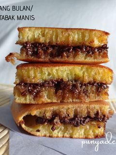 Foto resep Martabak Manis/ Terang Bulan Resep Tintin Rayner