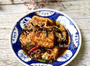 Hình của món Cá Hố Kho Ớt Bột.