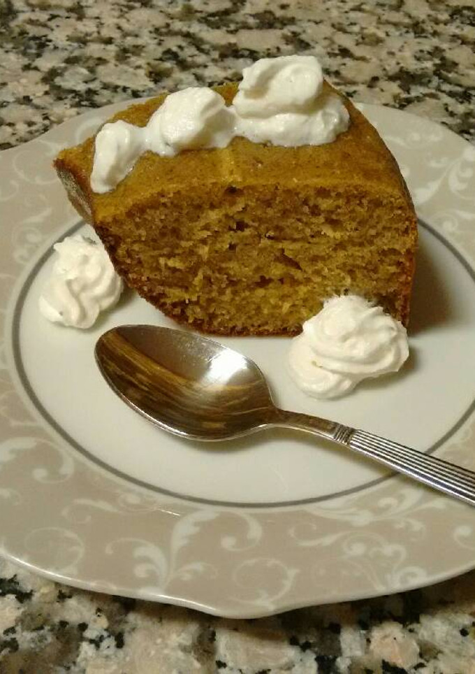 Una foto de Bizcocho de naranja con harina integral de centeno. Muy rico 😋