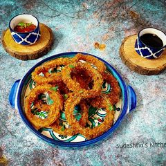 A picture of Crispy Onion Rings.