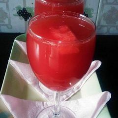 A picture of Watermelon juice.