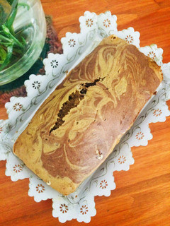 Una foto de Budín marmolado de matcha SIN TACC