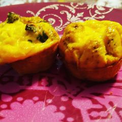 A picture of Jalapeno popper egg muffins.