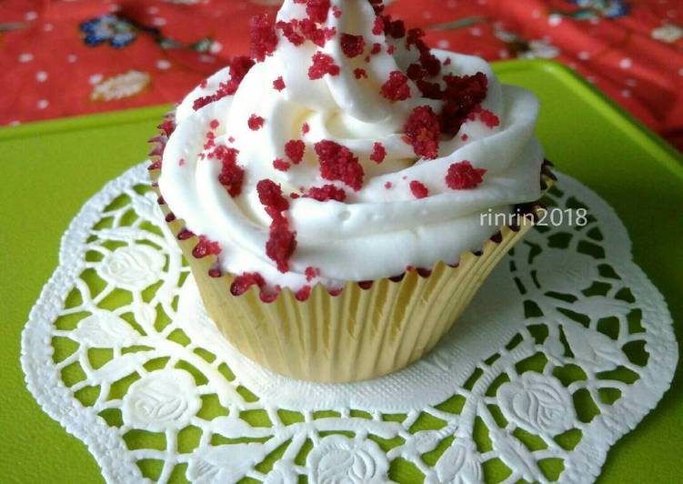 Red Velvet Cupcake