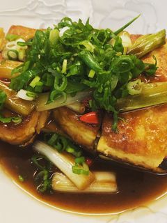 蔥燒豆腐 的食譜成品照片