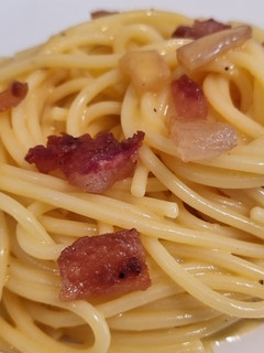 Una foto de Spaghetti a la carbonara
