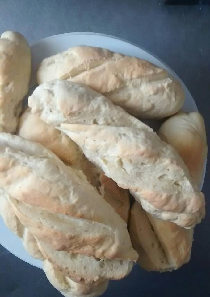 Una foto de Pan caserito para un buen sándwich de salame y queso