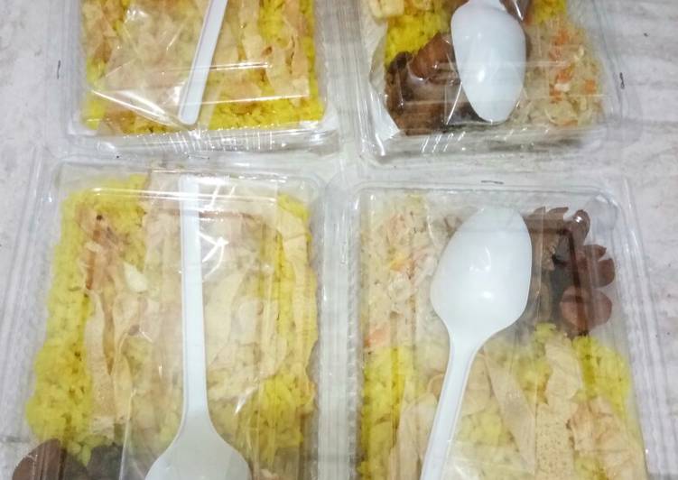 Resep Nasi kuning ricecooker Anti Gagal