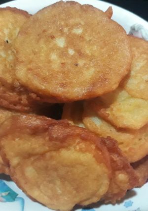 A picture of Akara balls.