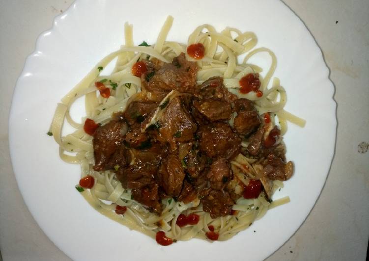 Beef stew and pasta Linguine