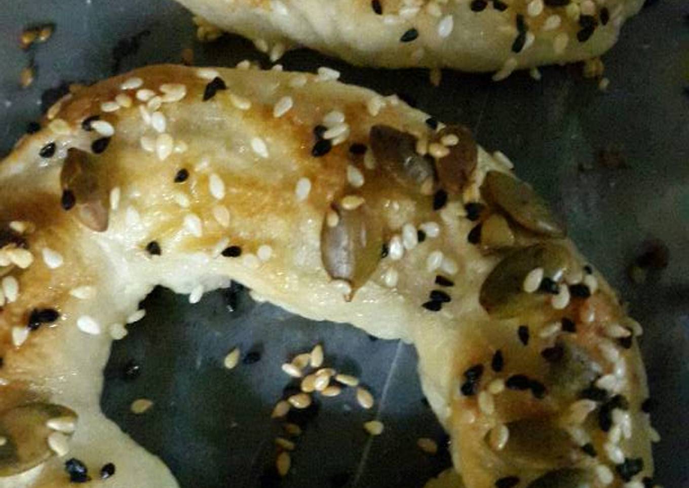 Pizza dough bagels 