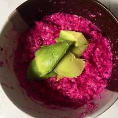 รูปของ Oatmeal buah naga+alpukat untuk diet pcos