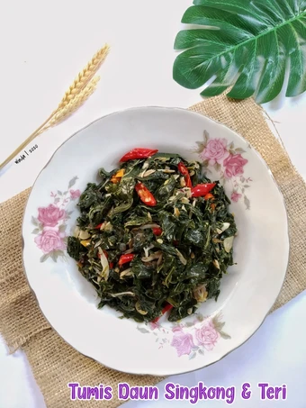 Cara Mudah Membikin Resep 19. Tumis Daun Singkong &amp; Teri yang  Bikin Ketagihan Anti Ribet, Mantap