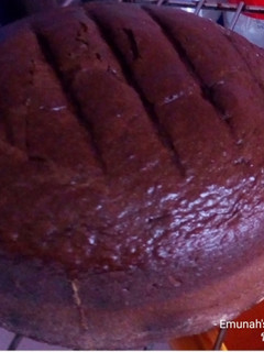 A picture of Mayonnaise cake.