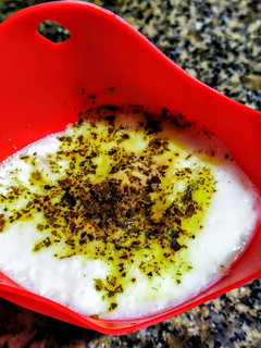 Una foto de HUEVO🥚POCHÉ En Contenedor de Silicona...!🙃