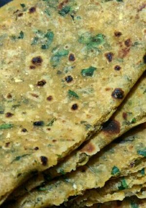 A picture of Fenugreek Paratha.