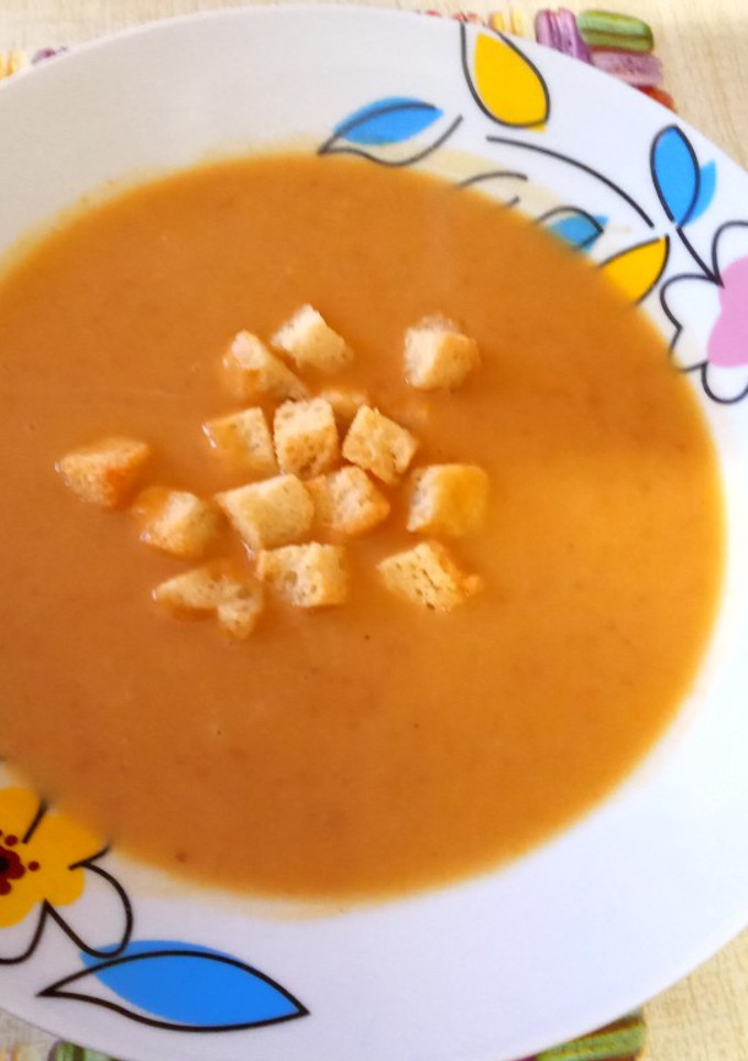 Una foto de Crema de lentejas y calabaza al curry