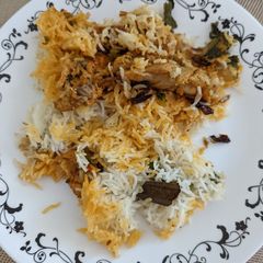 A picture of Hyderabad Chicken Dum Biryani.