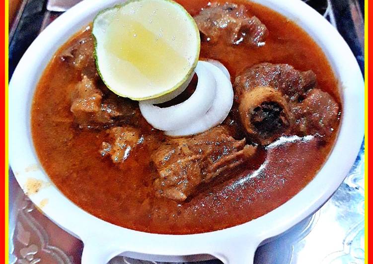 Onion mutton masala