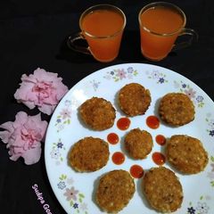 A picture of Sabudana Vada.