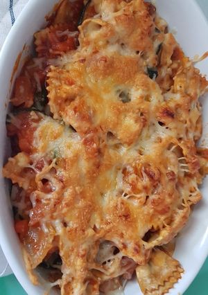 Una foto de Lacitos de pasta con boloñesa