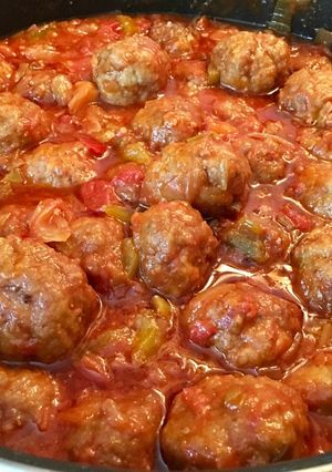 Foto principal de Albóndigas de ternera con verduras