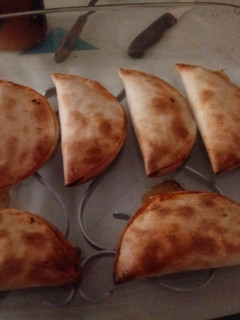 Una foto de Empanadillas de atún al horno