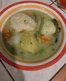 Sopa de pollo