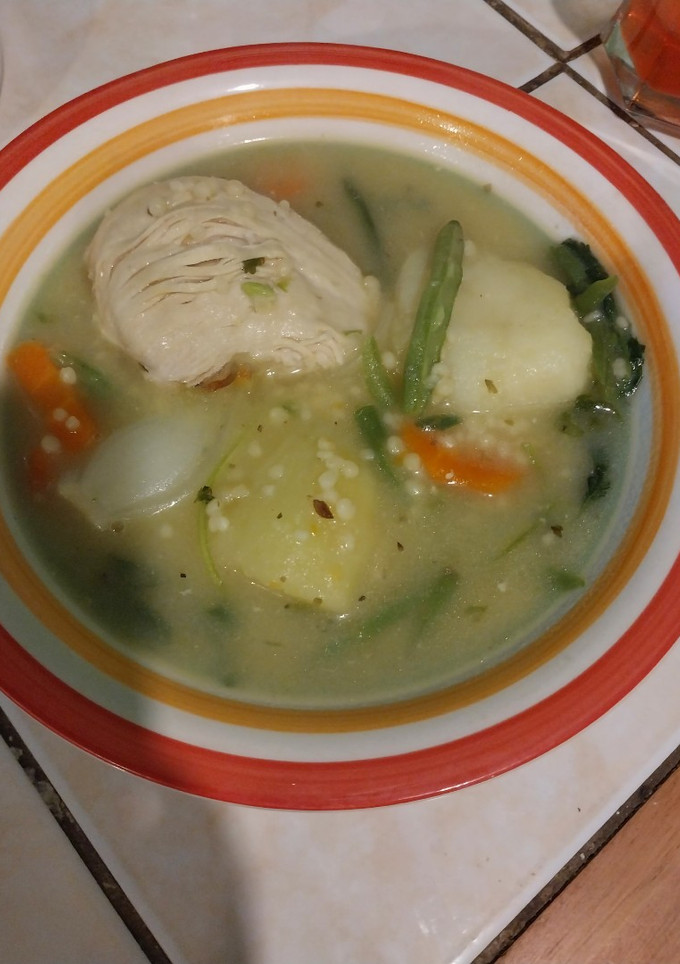 Una foto de Sopa de pollo