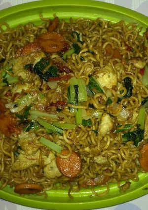 Foto resep Mi Goreng Telur Sosis ala ala