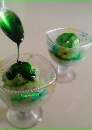 A picture of Mint ice-cream.
