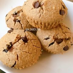 A picture of Chocolate Chip Oats Muffin.