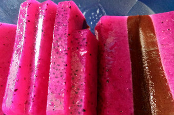 Bagaimana Menyiapkan Puding buah naga lapis nutrijell coklat Bahan Sederhana
