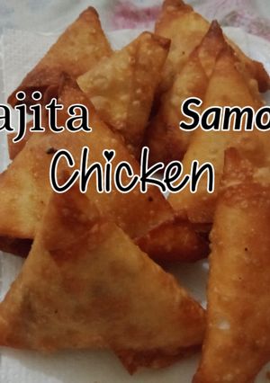 A picture of Fajita Chicken Samosa.