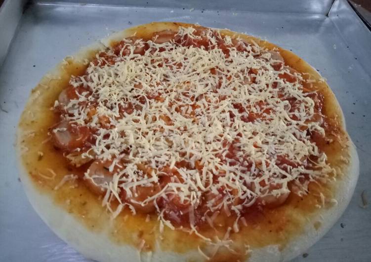 Bagaimana Menyiapkan Pizza Sosis ayam home made super duper gampang, Paling Enak
