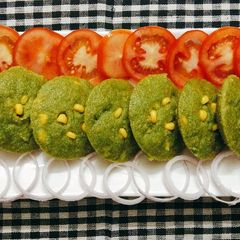 A picture of Spinach Corn Idlies.