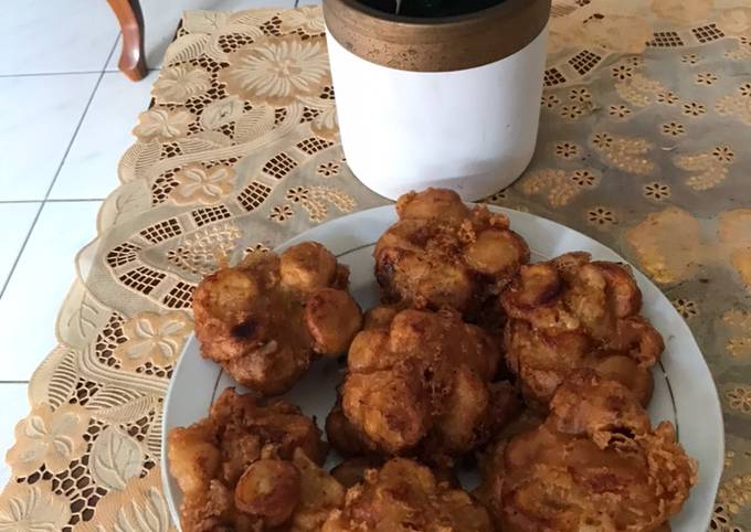 Bagaimana Menyiapkan Pisang Goreng Madu Anti Gagal